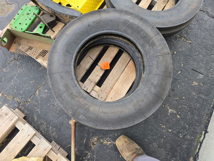 #1022-•-bkt-pair-of-5.50-16-tires-image-3