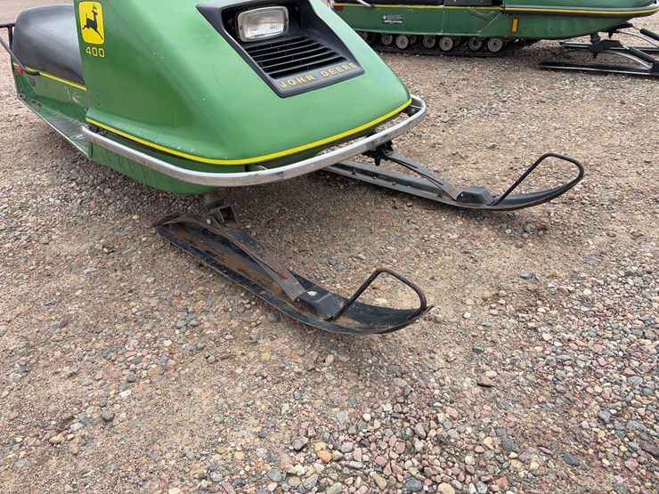 john-deere-400-image-10