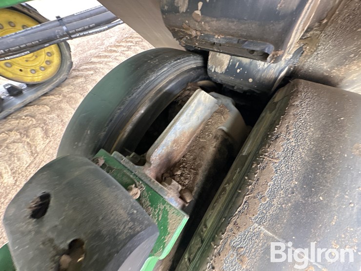 2020-john-deere-8rx-370-image-9