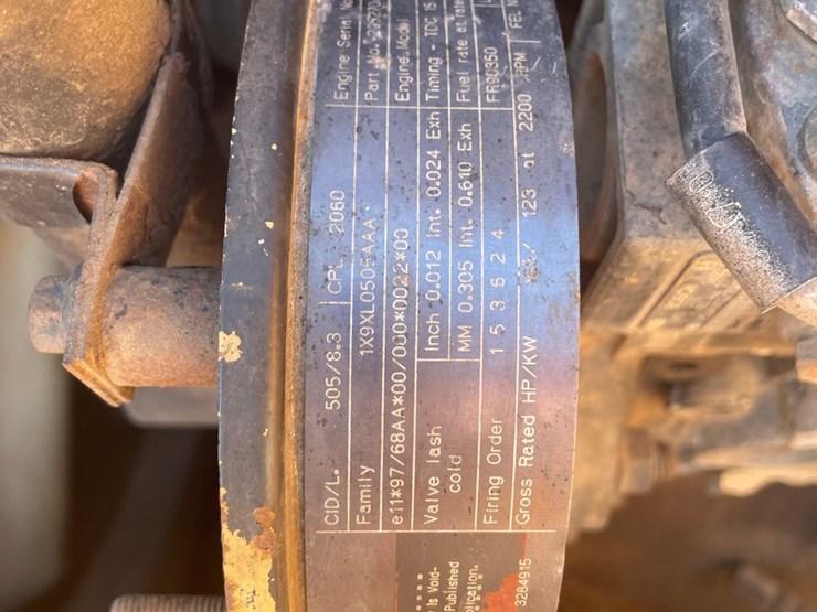 2001-case-721c-image-22