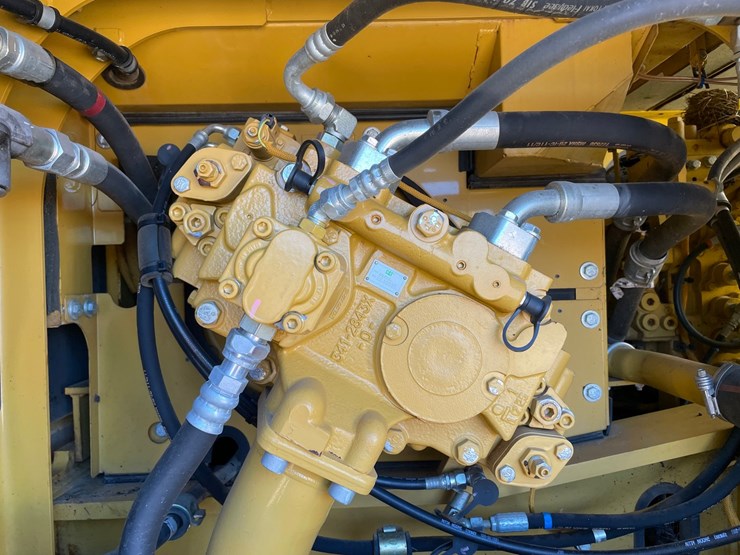 caterpillar-324e-image-53