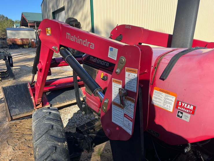 2018-mahindra-5545-image-8