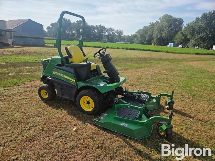 2015-john-deere-1570-image-3