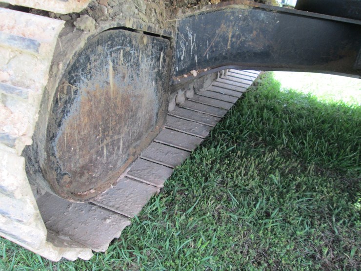 deere-200-lc-image-10