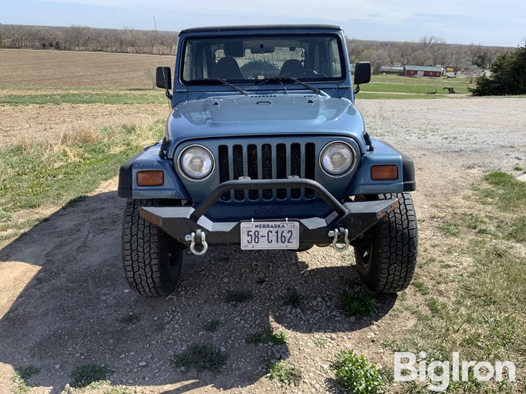1999-jeep-wrangler-sport-image-2