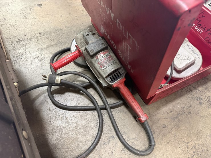 #2041-•-industrial-milwaukee-hand-powered-tools-image-2