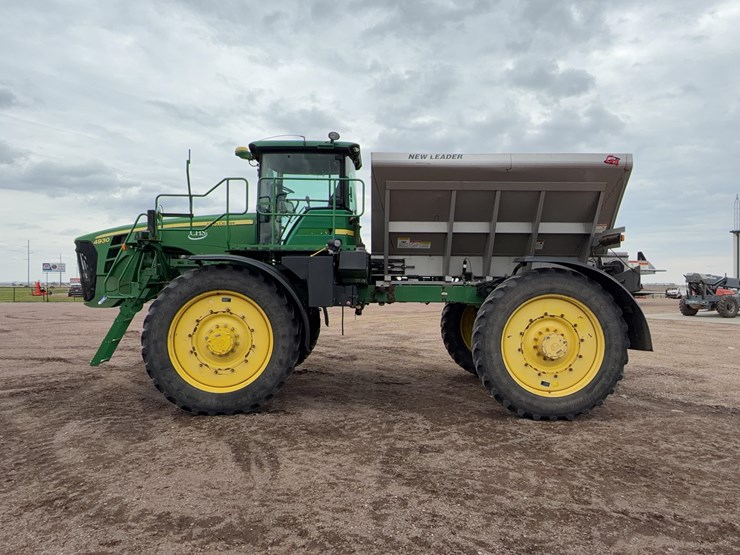 john-deere-4930-image-8