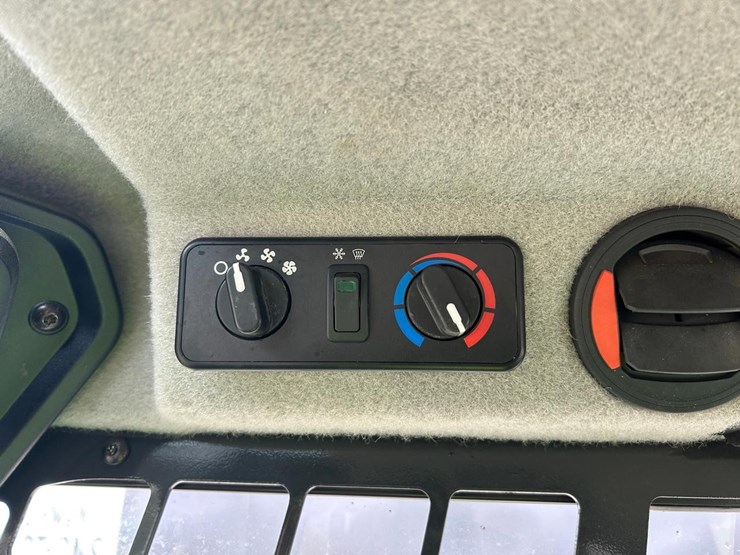 2023-bobcat-t66-image-26