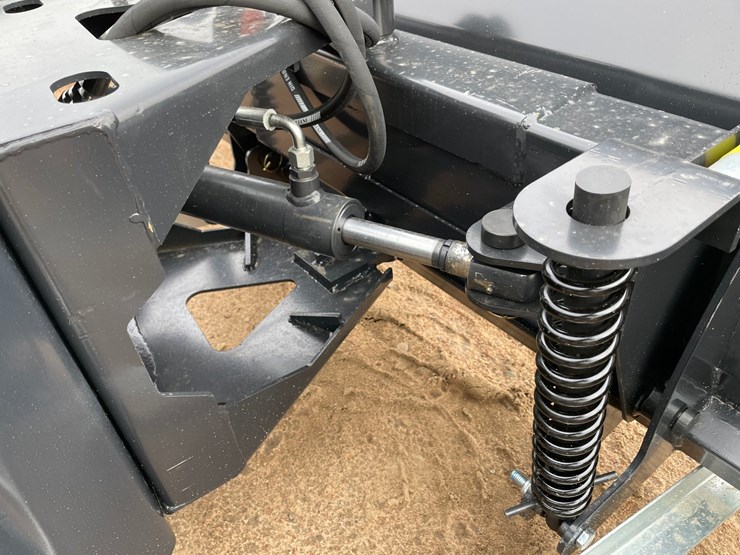 #4126-•-jct-84"-hydraulic-dozer-blade-image-7