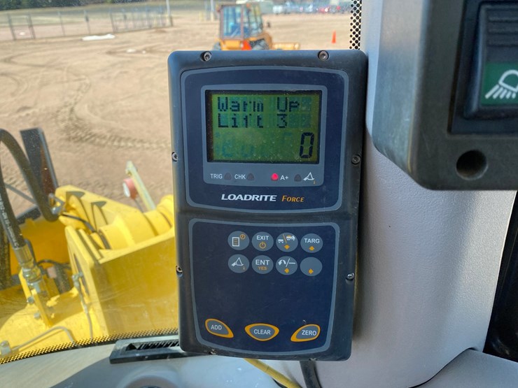 2005-new-holland-lw230b-image-55