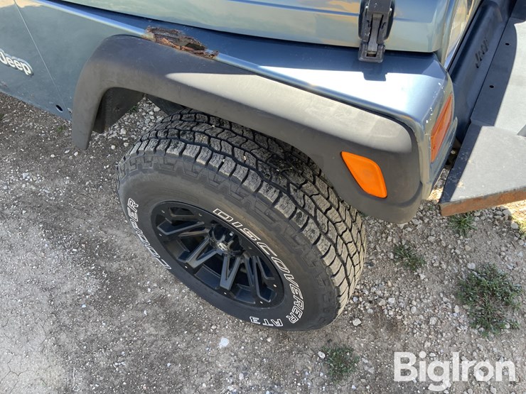 1999-jeep-wrangler-sport-image-16