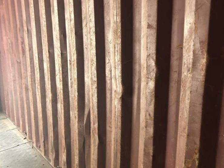 #47-•-20'-conex/-shipping-container---used-image-11