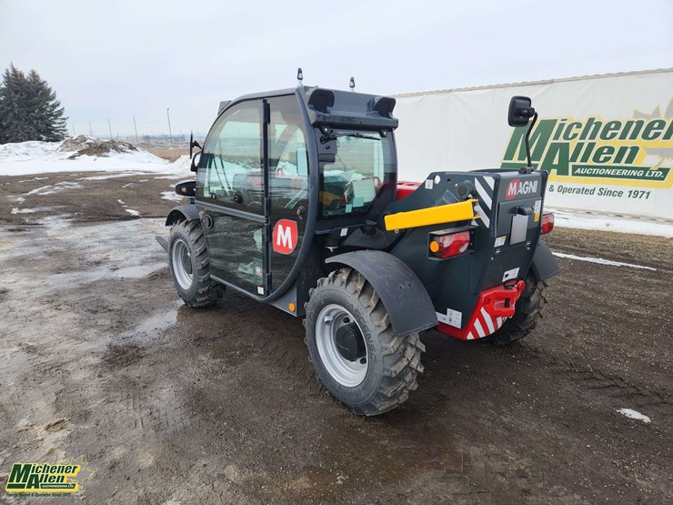 2025-magni-th-3.6-d5/d-3000-kg-telehandlers-image-3