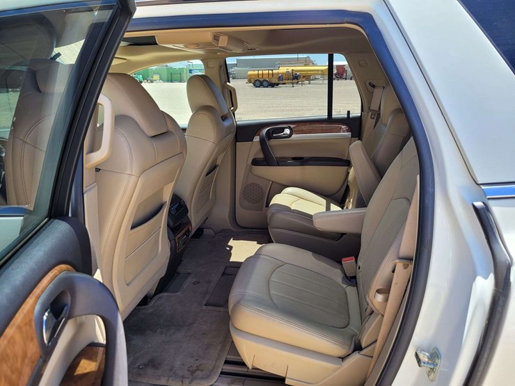 2009-buick-enclave-cxl-image-10