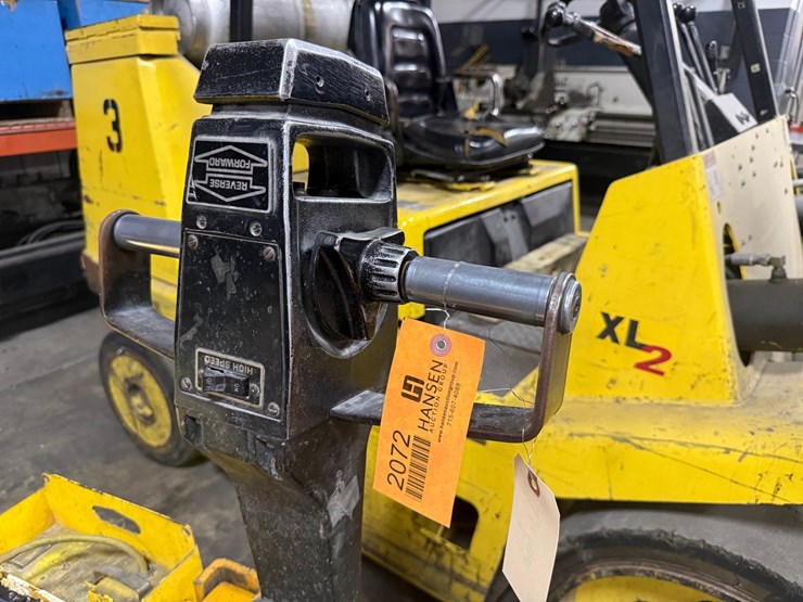 #2072-•-big-joe-electric-lift-truck-image-6