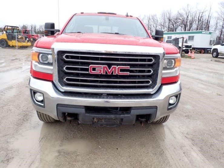 2016-gmc-2500hd-image-2