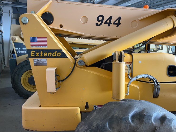 pettibone-944-telehander-image-28