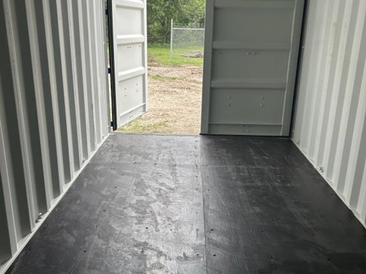 #81-•-20'-conex/-shipping-container---one-trip-image-8
