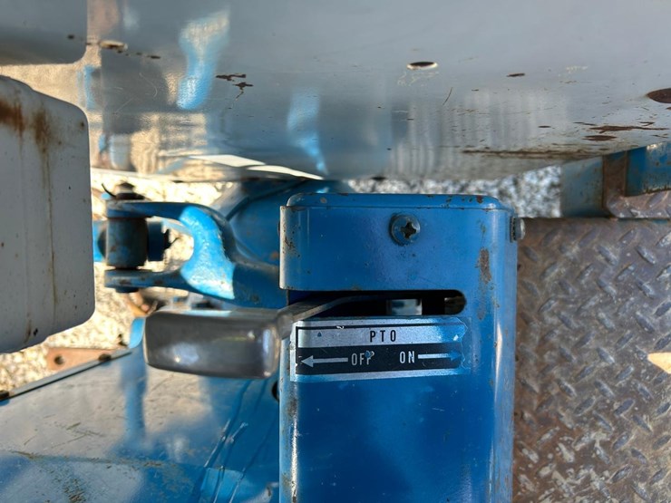 ford-5000-image-25