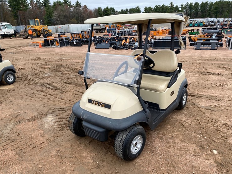 #1582-•-club-car-electric-golf-cart-with-charger-image-1