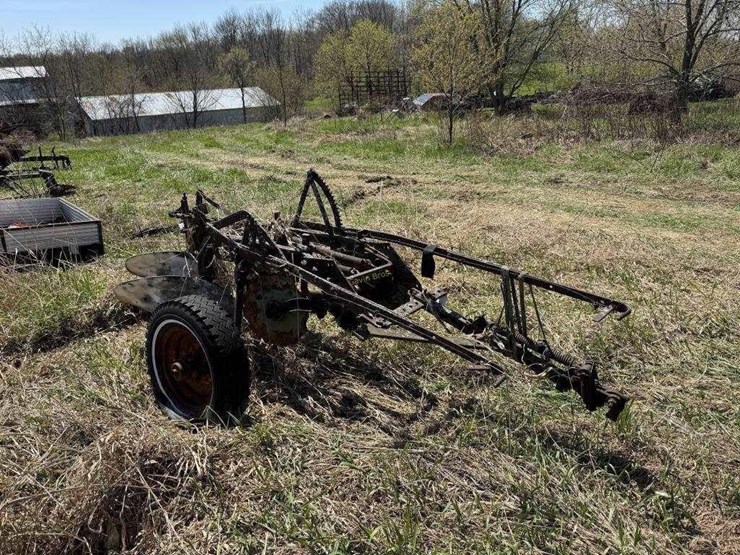 two-bottom-trailer-plow-image-3