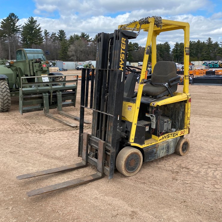 HYSTER E30XM2