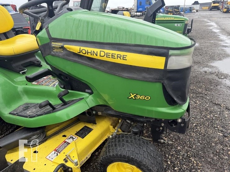 2011-john-deere-x360-image-8