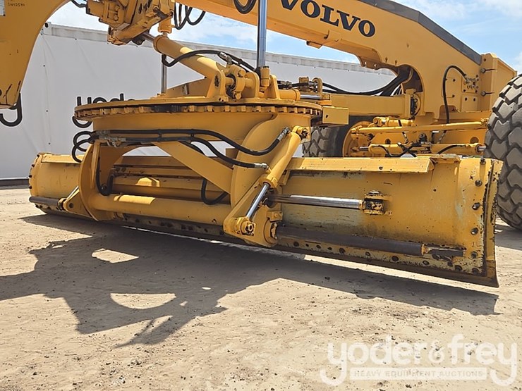 2008-volvo-g940-image-28