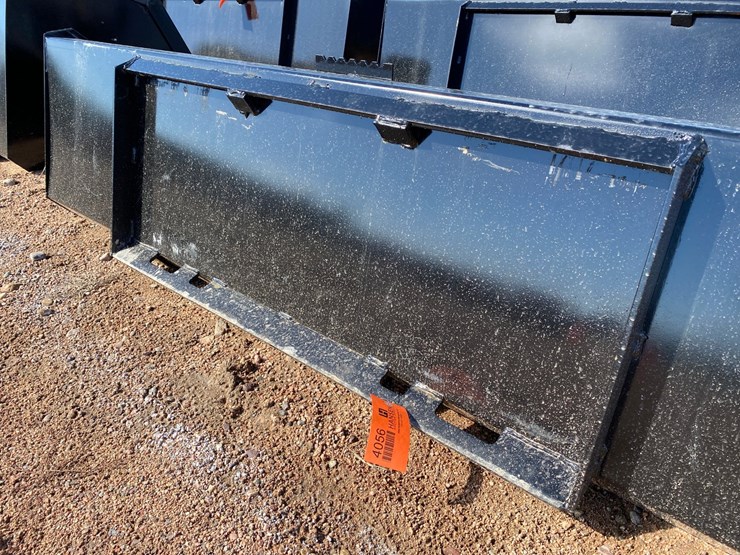 #4056-•-swict-84"-skid-steer-bucket-image-6