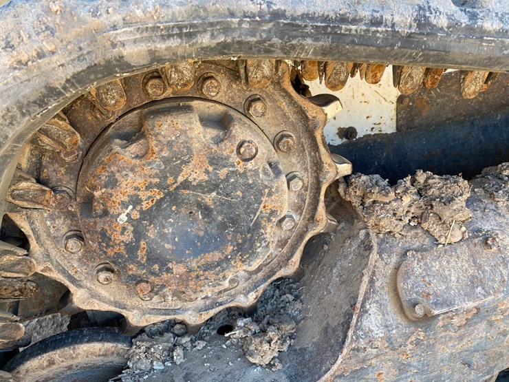 2018-bobcat-t595-image-33