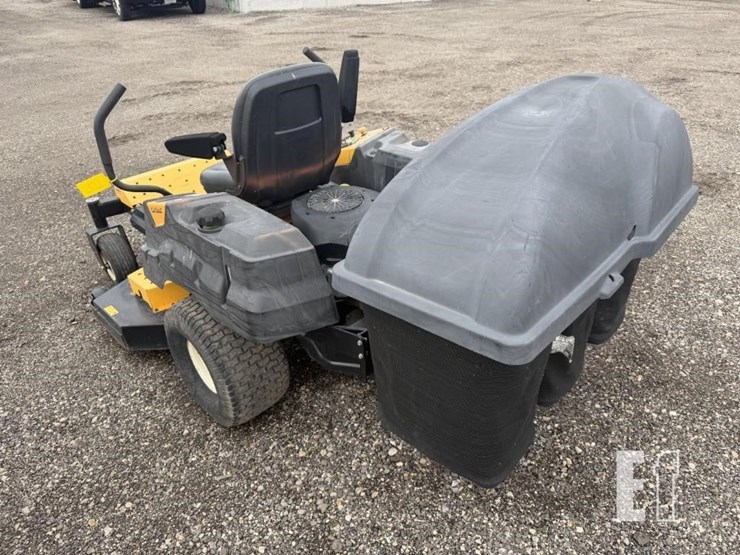 2017-cub-cadet-z-force-l54-image-4