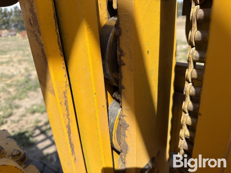 caterpillar-v40b-image-13