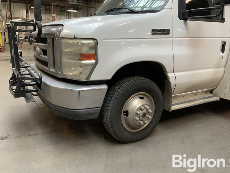 2016-ford-e450-image-15