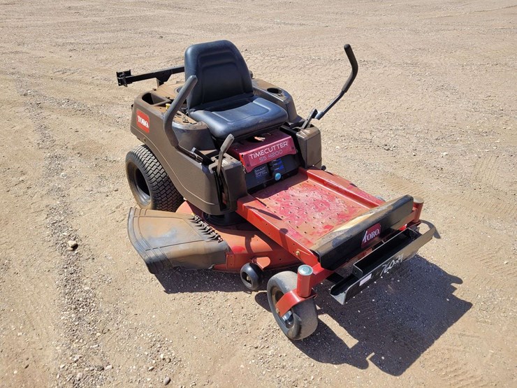 toro-timecutter-ss-4200-zero-turn-mower-image-3
