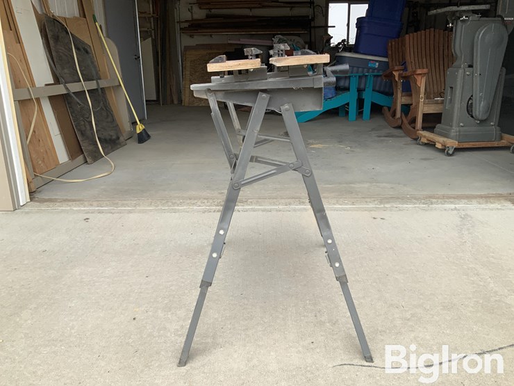 black-&-decker-dual-27"-work-center-image-4