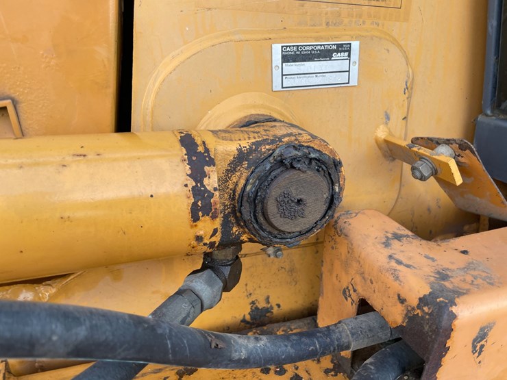 1996-case-570l-xt-image-18