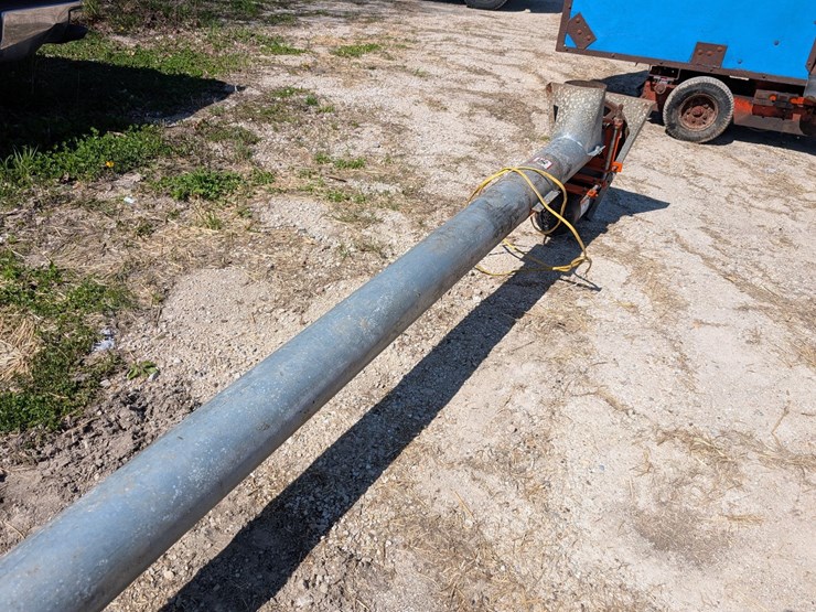 #5481-•-val-metal-grain-auger-image-3