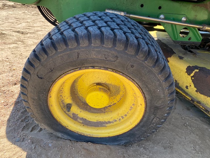 john-deere-325-image-9