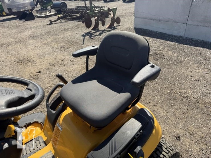 2011-cub-cadet-sltx1054-image-8