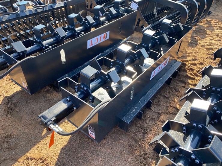 #4110-•-72"-jct-hydraulic-tiller-attachment-image-3