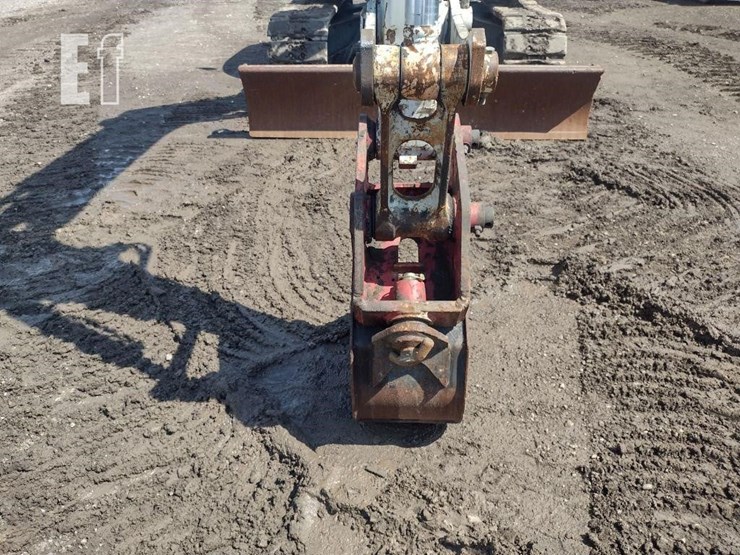 2019-takeuchi-tb290-image-22