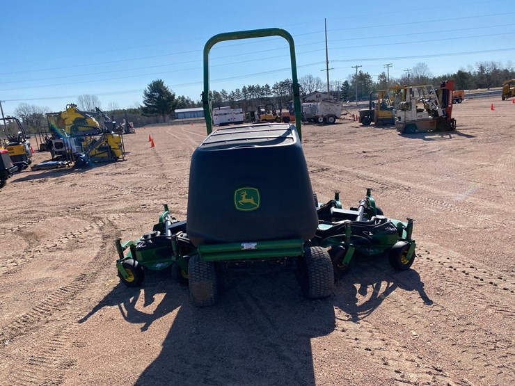 2014-john-deere-1600t-image-8