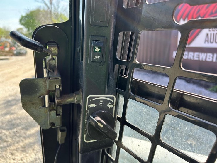 2018-bobcat-t770-image-23