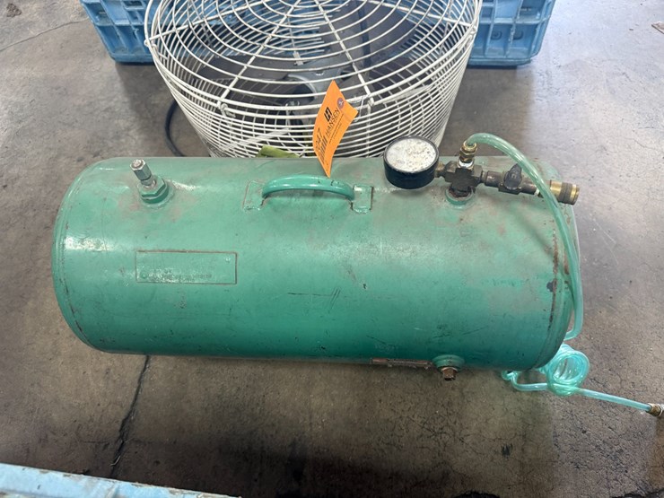 #2047-•-schaefer-fan-and-air-tank-image-3