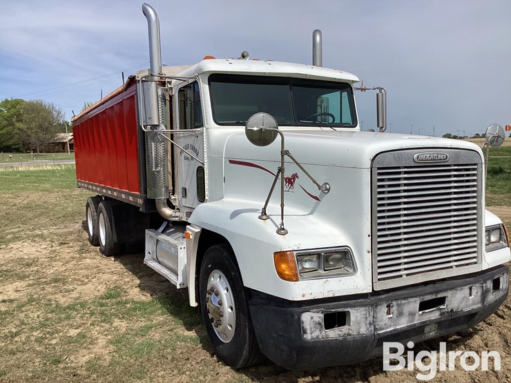 1995-freightliner-fld120-image-13