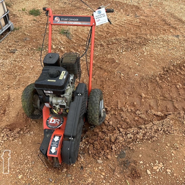 DR WALK BEHIND STUMP GRINDER 5861