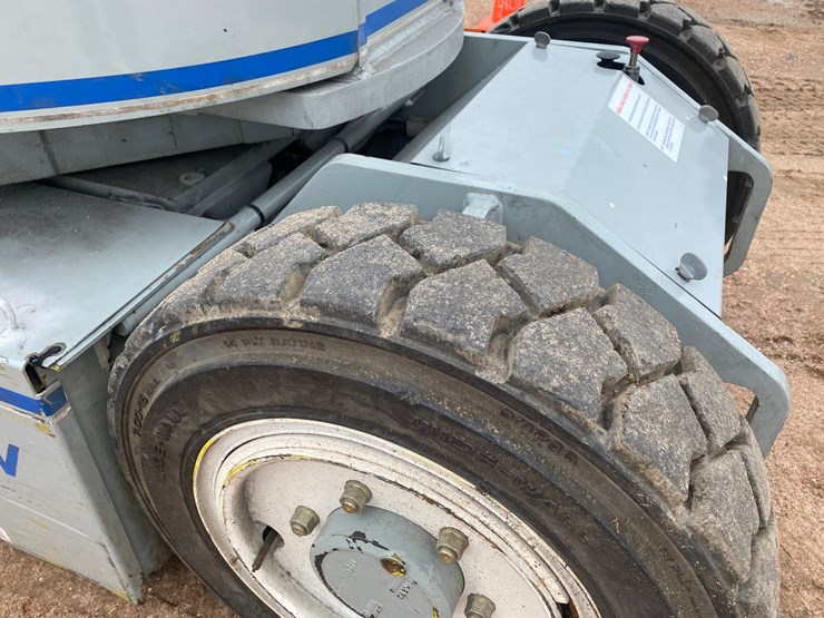 1995-skyjack-sjkb33n-image-26