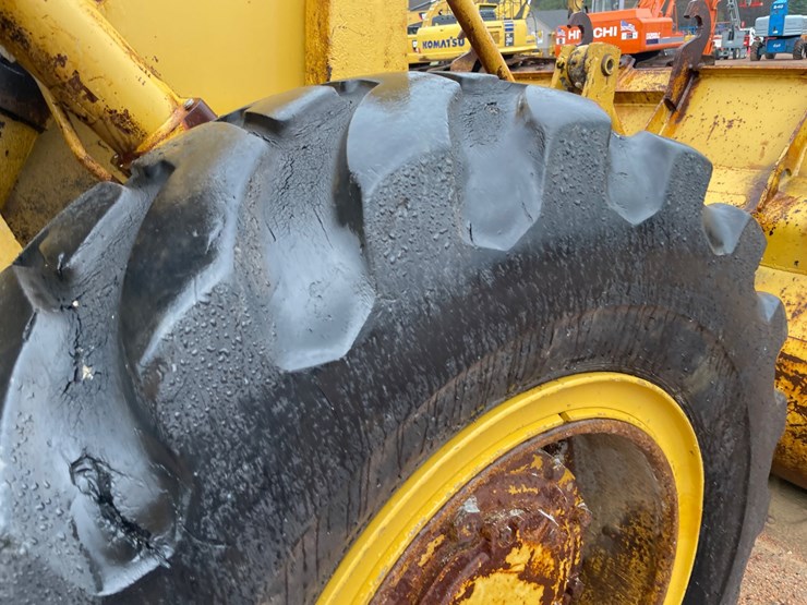 1979-caterpillar-930-image-19