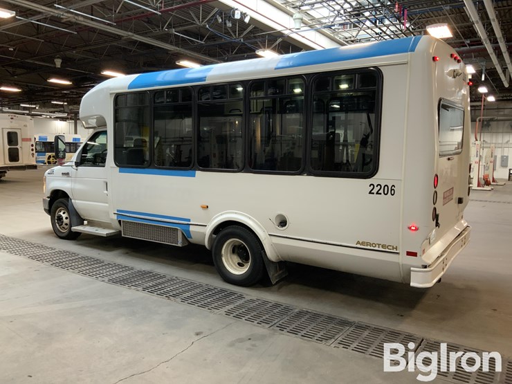 2013-ford-e450-image-7