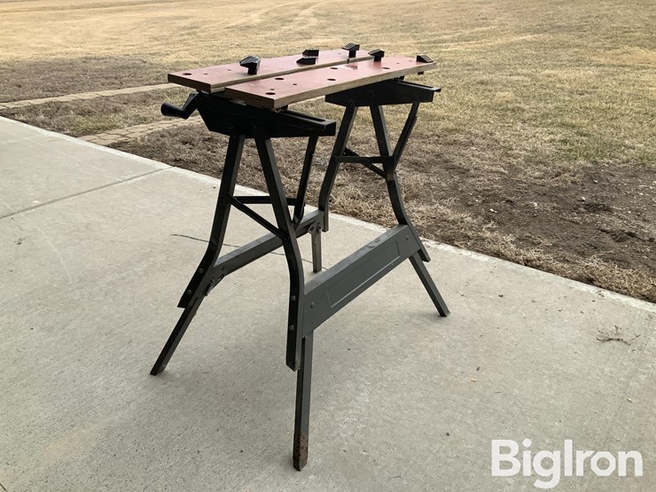 black-&-decker-dual-27"-work-center-image-7